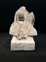 疊巒｜石英（水晶）與地塊組合，完整展示輪廓｜M04-003
