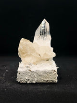 仰光｜石英（水晶）與地塊組合，完整展示輪廓｜M04-004