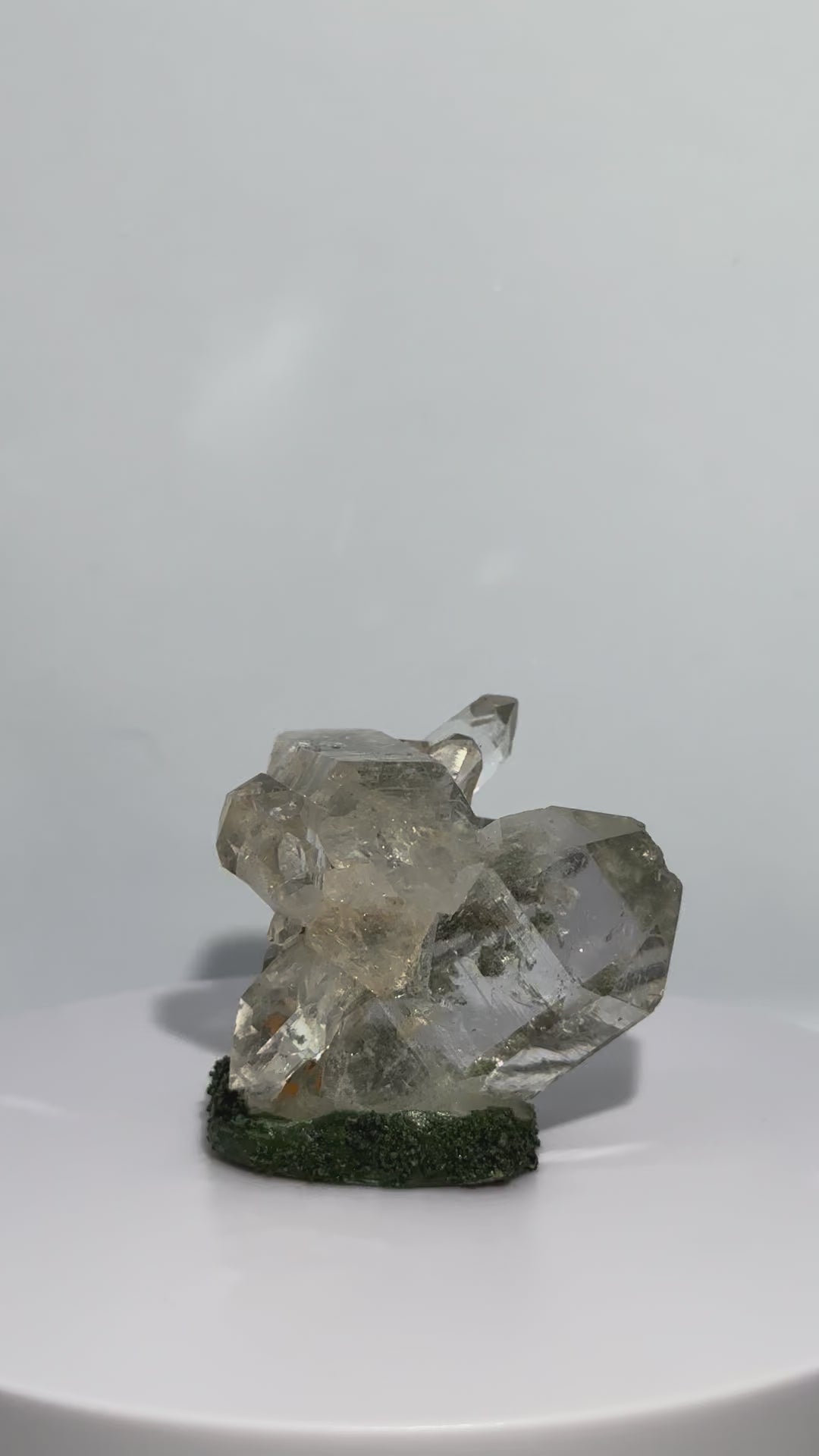 喜馬拉雅綠幽靈水晶簇｜印度｜苔原｜底域 DIYU｜C01-017
