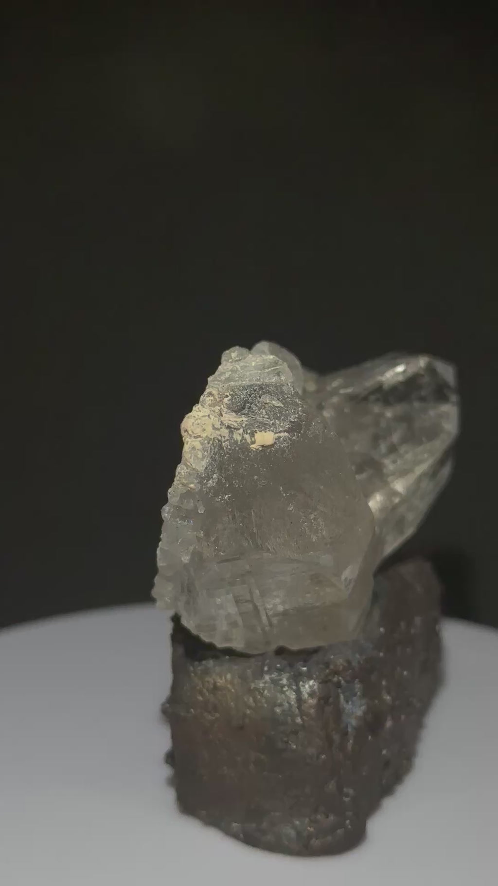 象神山雙生水晶｜尼泊爾｜灰岩｜底域 DIYU｜C01-032