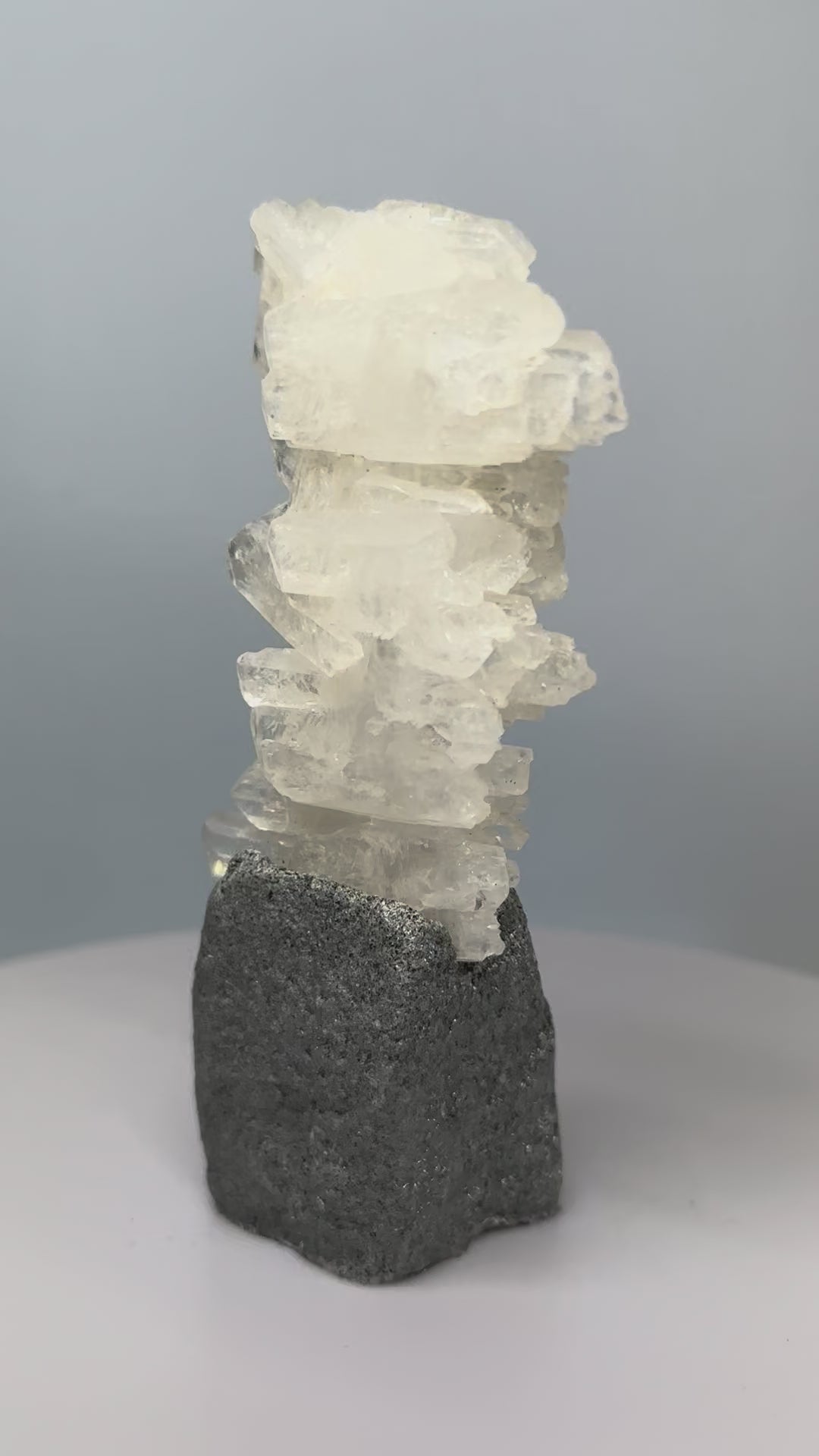 縫合水晶｜巴基斯坦｜灰岩｜底域 DIYU｜C01-021